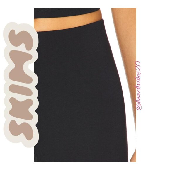 SKIMS Smooth Lounge Capri Obsidian Small NWOT O-343 - Picture 6 of 10